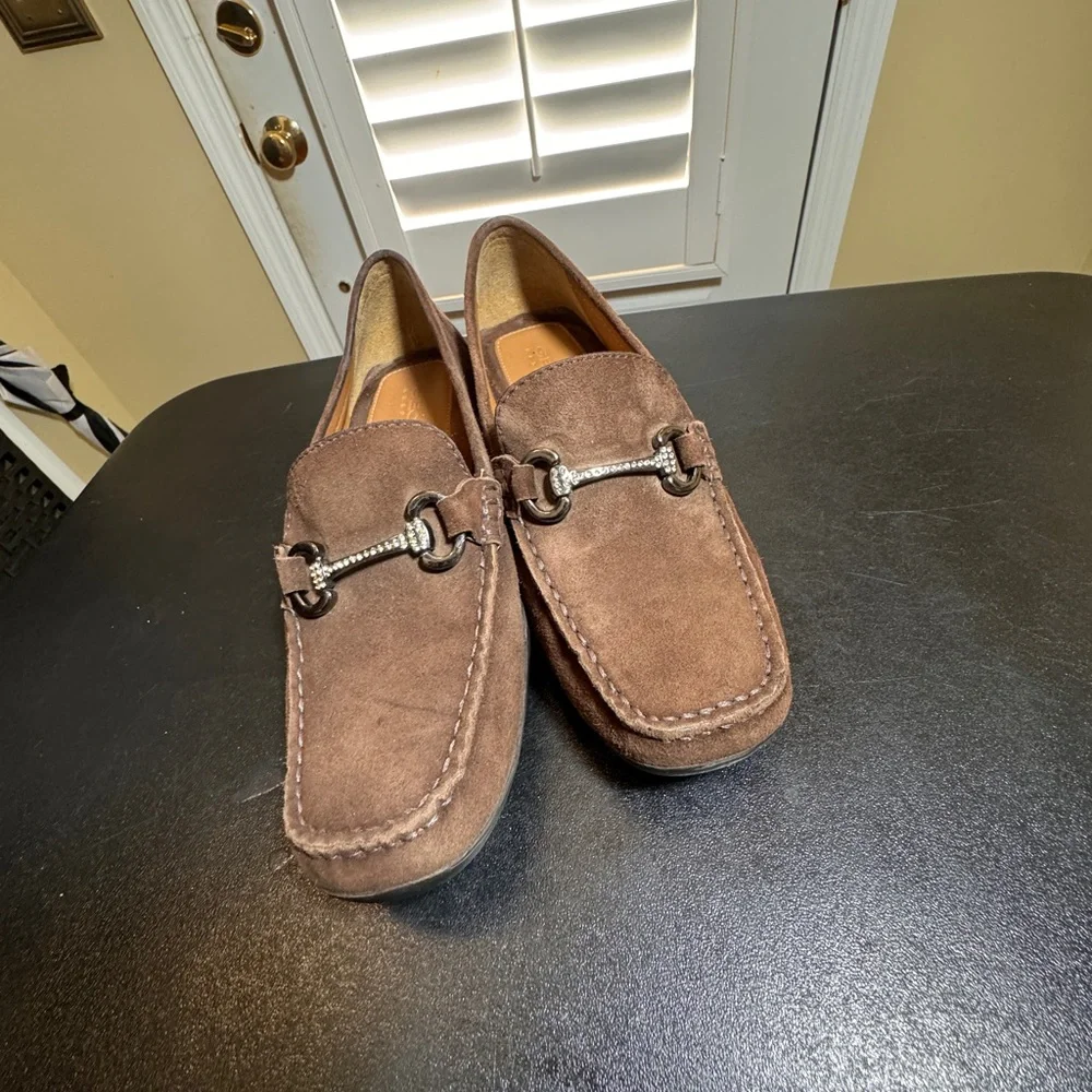 Geox size 37 horsebit leather driving loafers with rhinestones brown